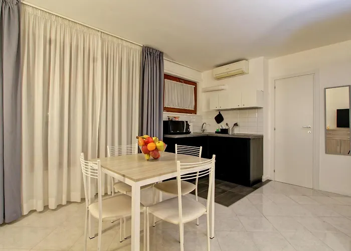 Fermata San Pietro - Con Parcheggio Appartement